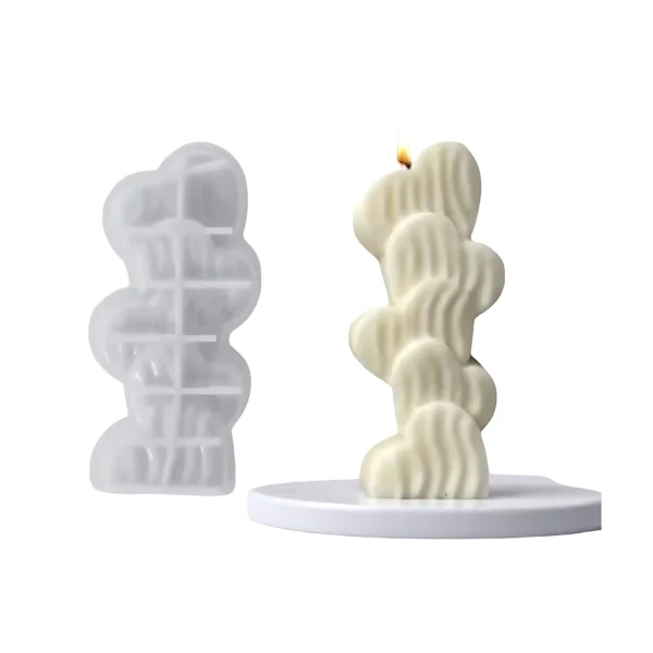 قالب قلوب مموجة شموع